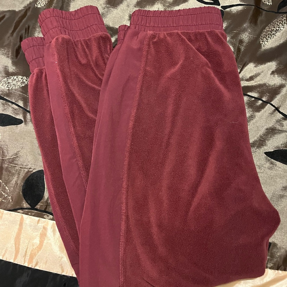 ZYIA Women's Burgundy Fleece Joggers